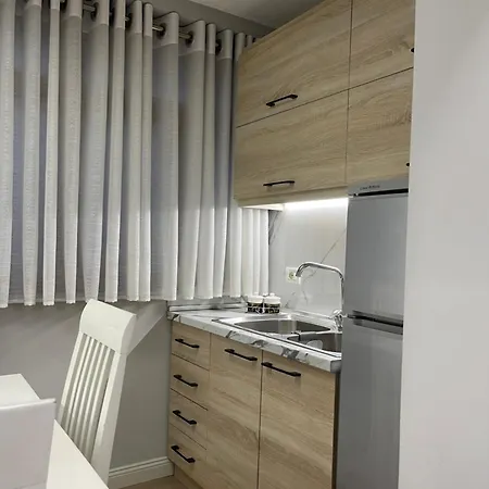 Shtepi Pushimi Xhoi Apartment Korce Exterior photo
